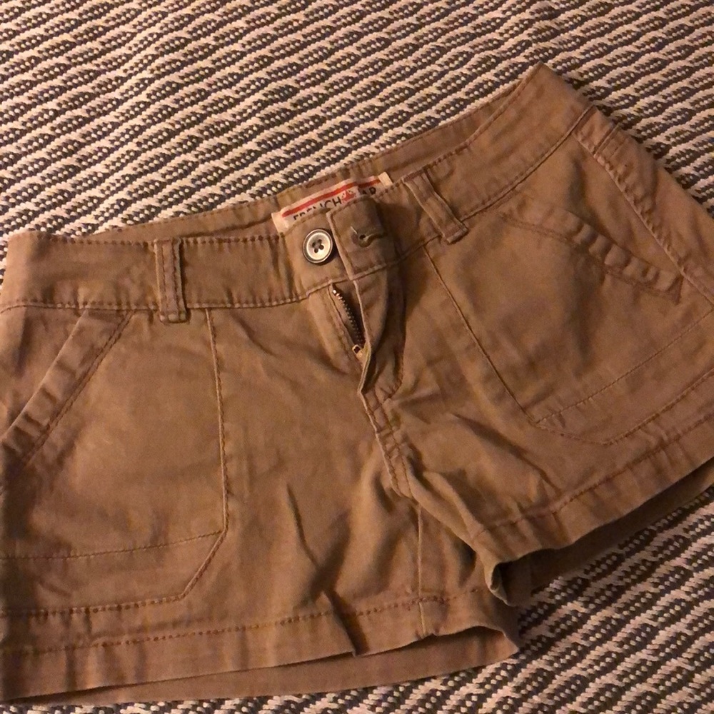 Cute cargo shorts!
